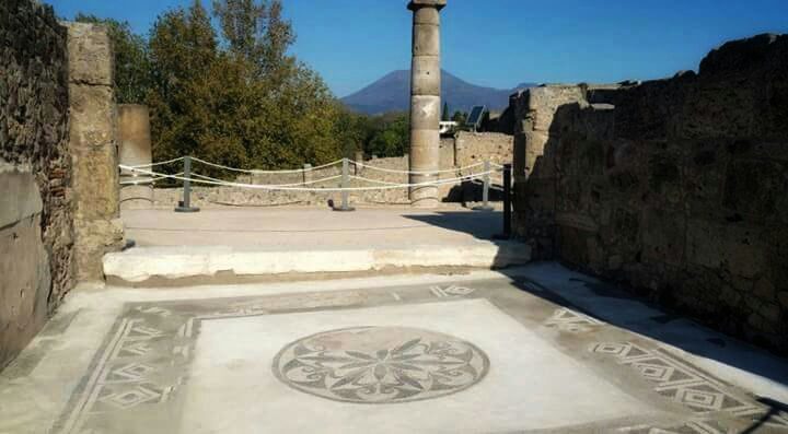 new openings pompeii