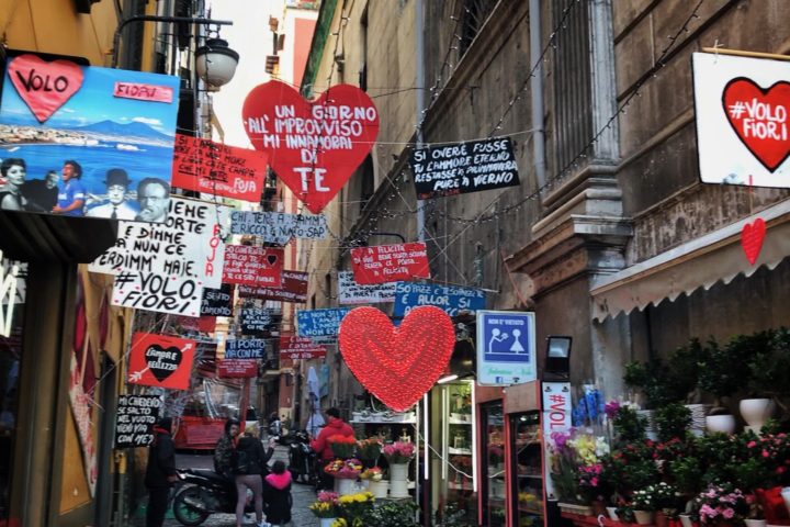 Highlights of Naples - Toledo Street