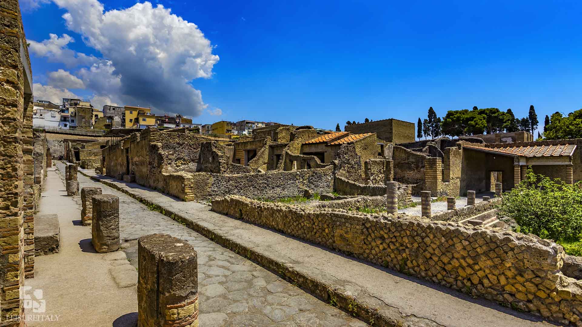 herculaneum walking tour