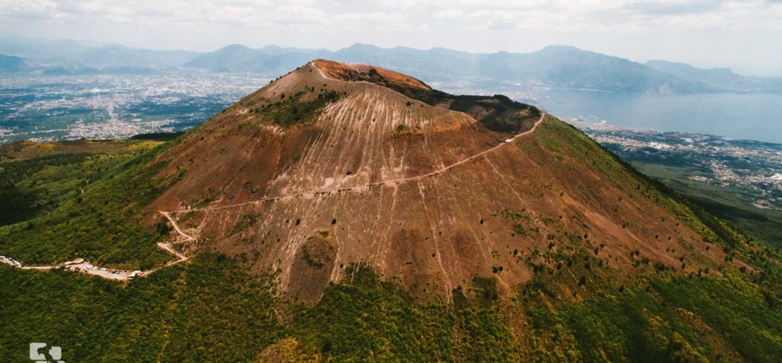 visit vesuvius parking